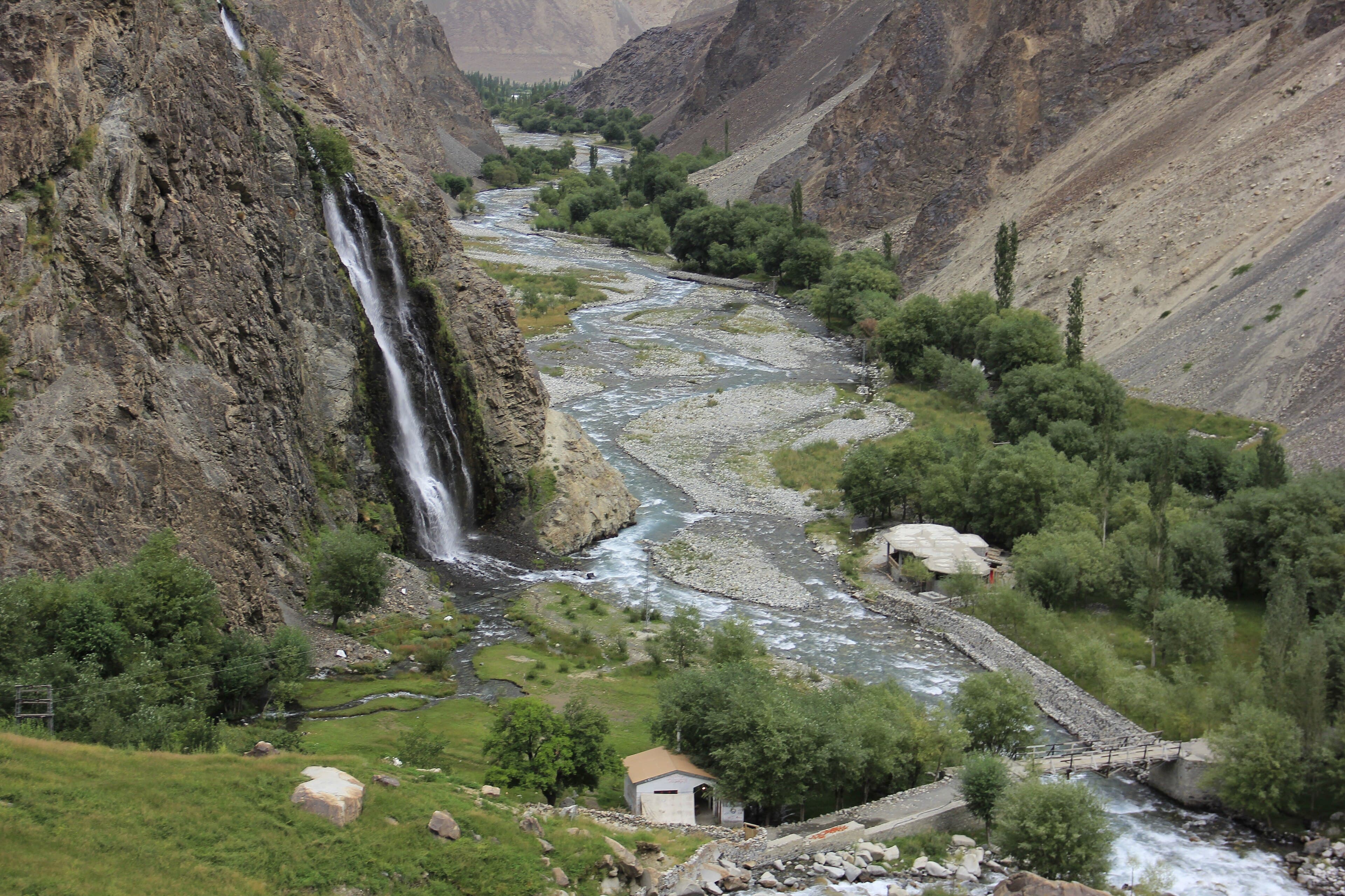 Manthokha Waterfall cascading down cliffs in the Kharmang valley
